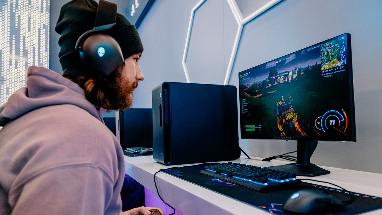 Games on screen of student player.